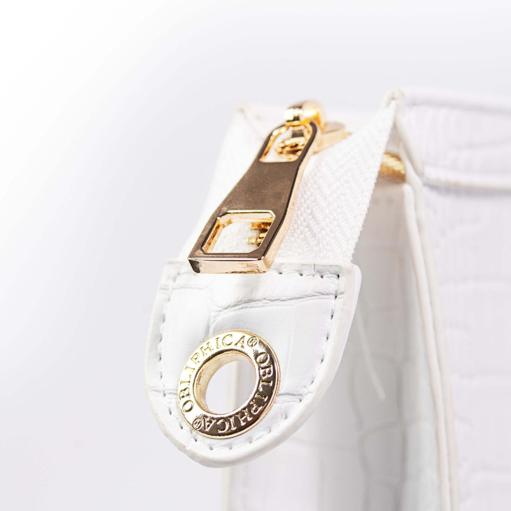 Obliphica Signature Croc Travel White Bag, Zipper Close-up